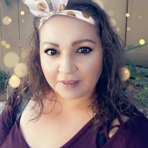 Meet your Posher, Ayme